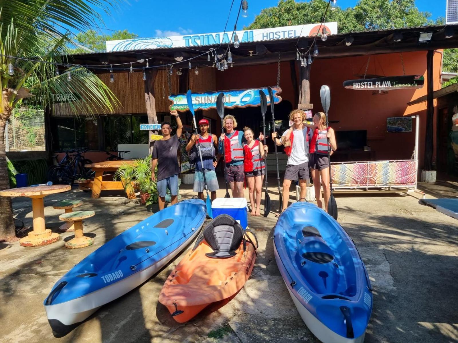 Tsunami Hostel Tamarindo Extérieur photo